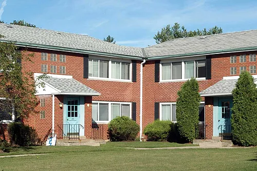 Riverview Manor Apartments Photo 1