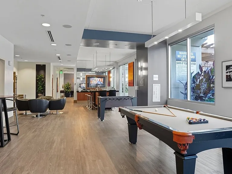 Building's Lounge