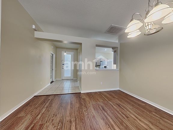 5th image of 9309 Hunters Park Way