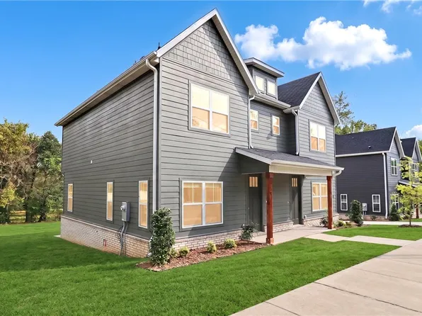 1528 W Sligo St, Fayetteville, AR 72701