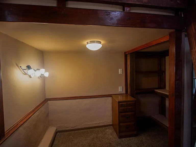 8369 Mount Vernon St #STUDIO — Photo 3