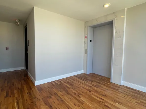 703a707 28th Street image 13 of 15