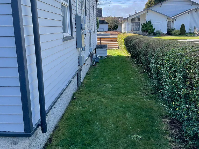 2511 J St — Photo 38