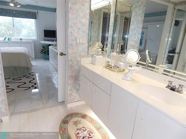 7464 Trent Dr #309 — Photo 4