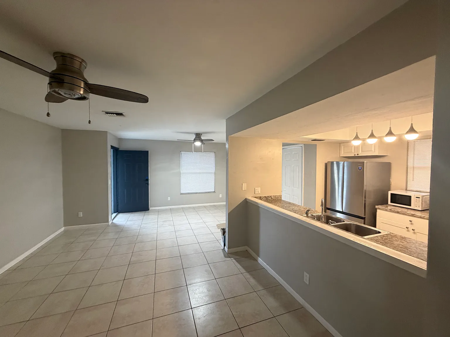 1 bed, 820 sqft, $1,500 — Photo 3