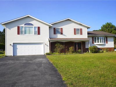 1310 Oakhurst Dr, Slatington, PA, 18080