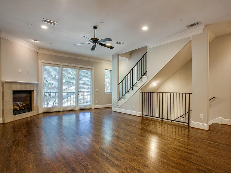 4502 Holland Ave — Photo 34