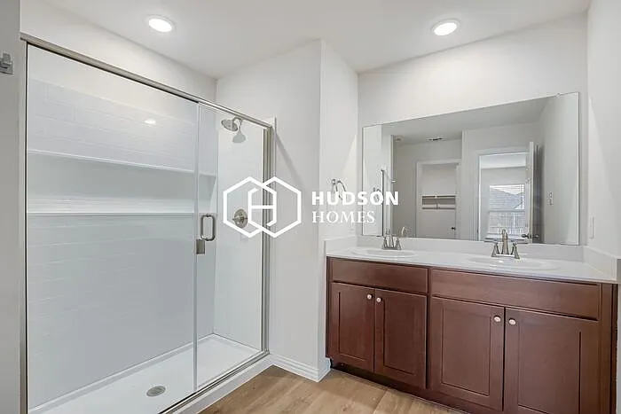 3009 Gillespie Ct — Photo 10