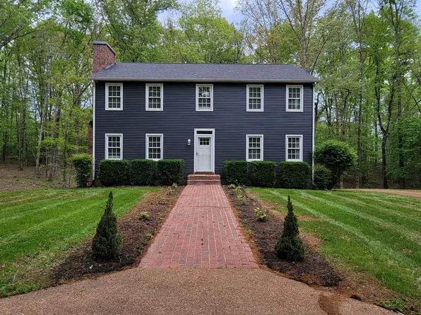 2286 Grandview Dr, Lawrenceburg, TN 38464