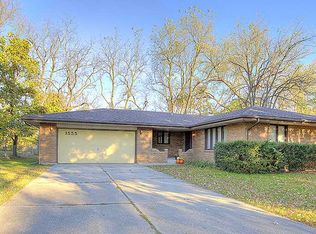 1555 Saratoga Ln, Rockford, IL 61107