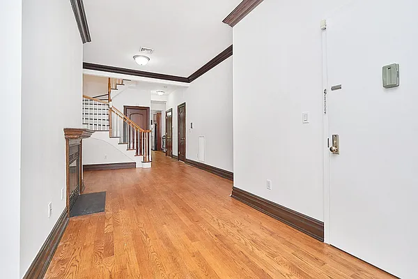 Rented by Compass | media 12