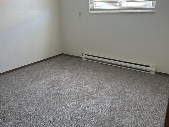 5th image of 1804 Lily Pl