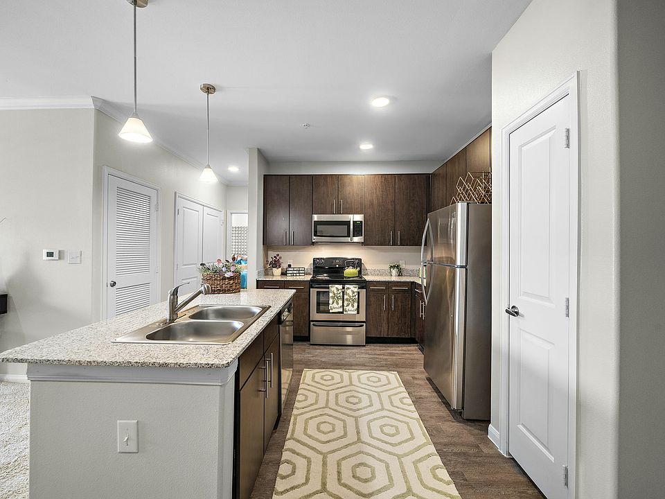 Harbor Shores 15650 Walden Rd Montgomery TX Zillow