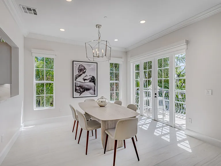 27 Marina Gardens Dr — Photo 31