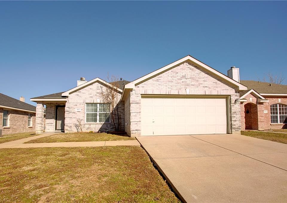 1st image of 901 Mulder Dr