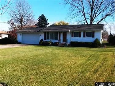 1633 Andrea Dr photo 1