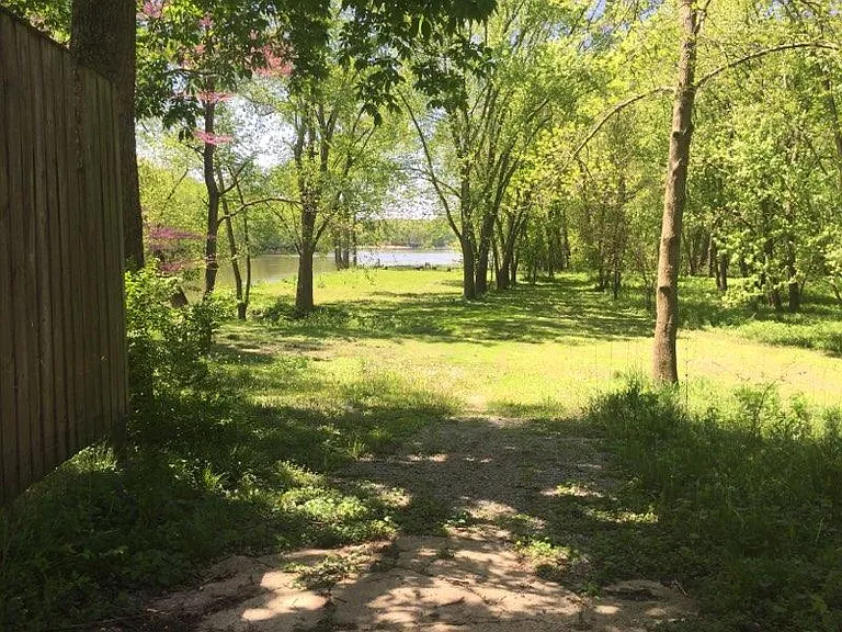 866 Davis Ferry Rd — Photo 20