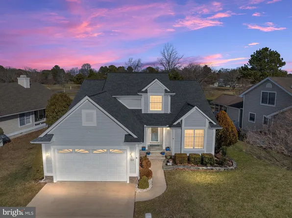 304 Walkabout Rd, Bethany Beach, DE 19930