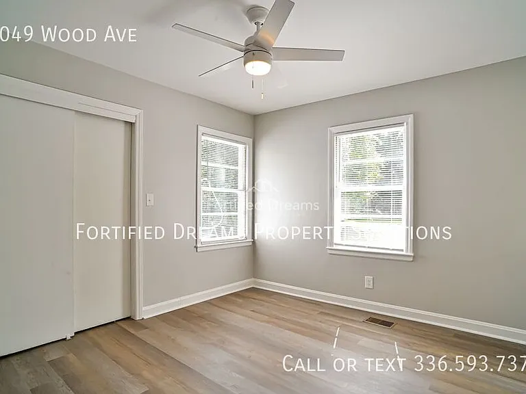 4049 Wood Ave — Photo 7