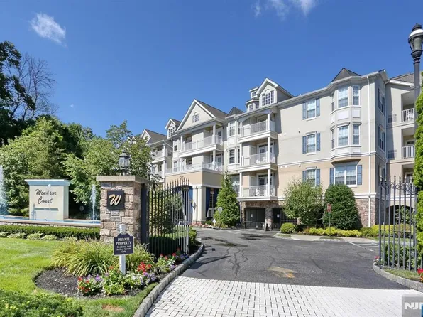 175 Rochelle Ave Unit 321, Rochelle Park, NJ 07662