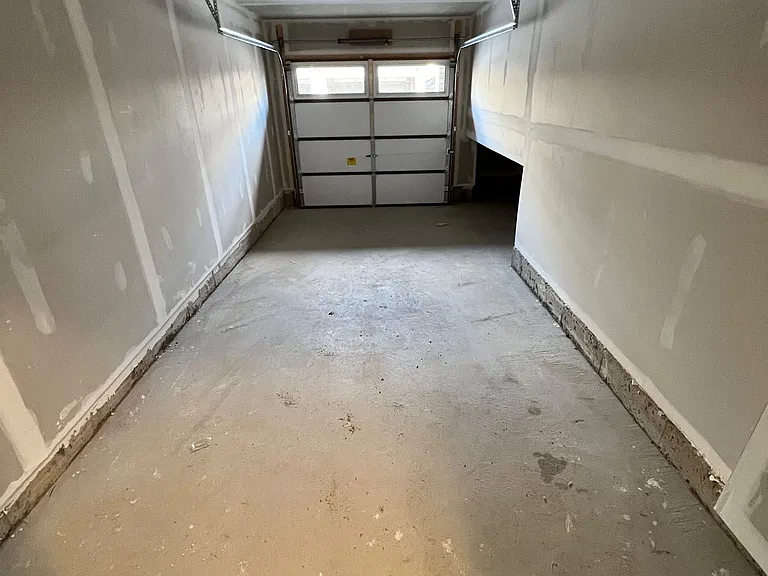 763 Stanstead Path — Photo 34