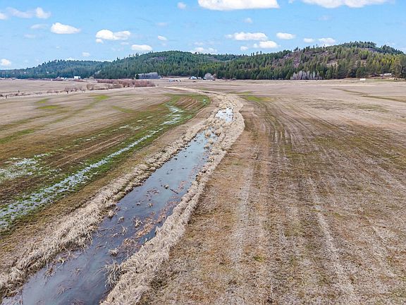 2nd image of 4627 Springdale Hunters Rd