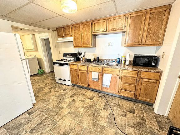 5th image of 407 S Michigan Ave Unit B