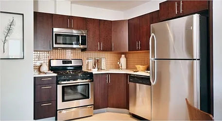 Rented by 18 REALTY