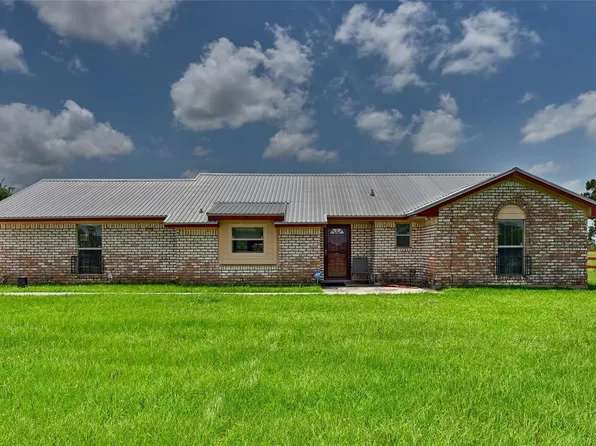 32634 Fm 1736 Rd, Hempstead, TX 77445