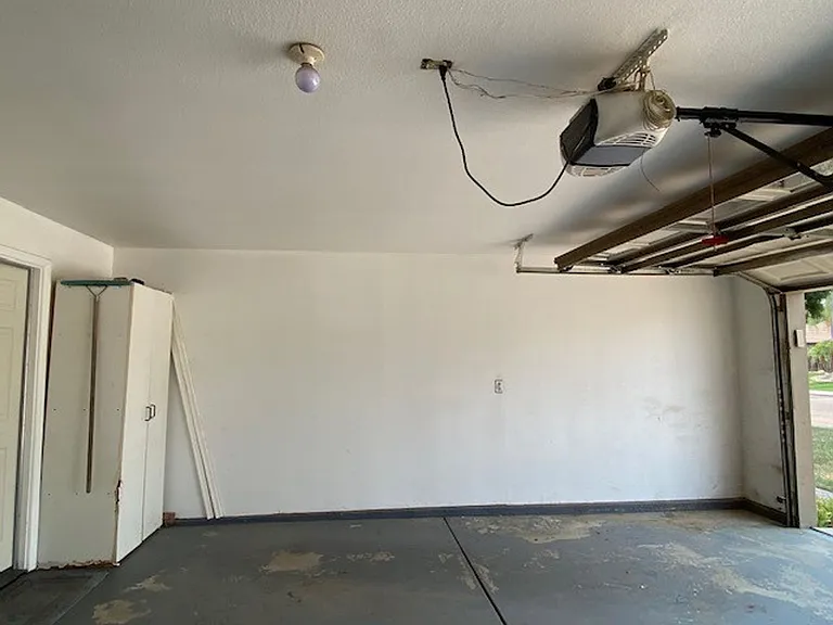2832 S Teddy St — Photo 27