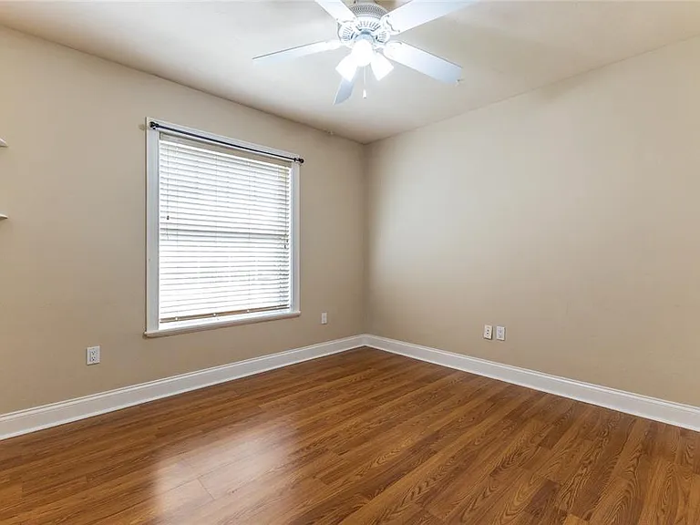 2429 NW 93rd St — Photo 31