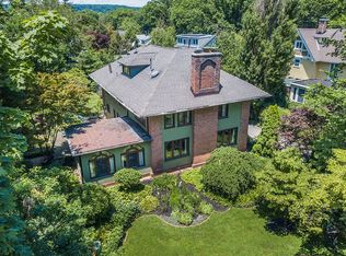 90 Douglas Road Glen Rdg, Glen Ridge, NJ 07028