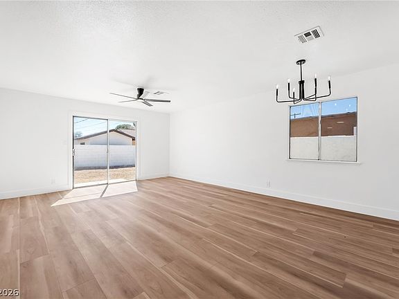 5th image of 4440 Ash Ave