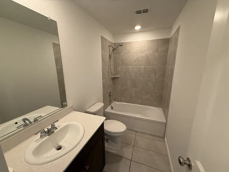 6011 Determine Ln — Photo 11