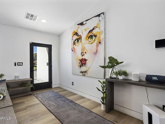 5th image of 4334 E LEWIS Avenue
