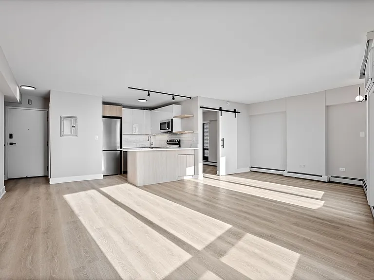 The Duplex Tower — Photo 158