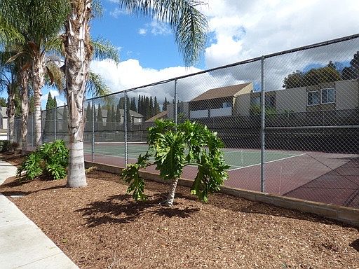 3rd image of 8034 Linda Vista Rd #2C