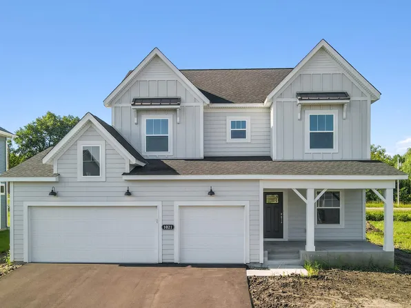 1021 Legacy Dr, Delano, MN 55328