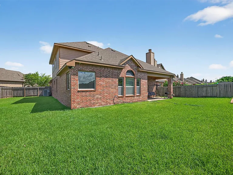 13935 Manobrook Ct — Photo 47