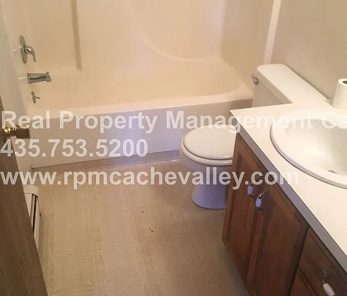 2662 N 370 E — Photo 15