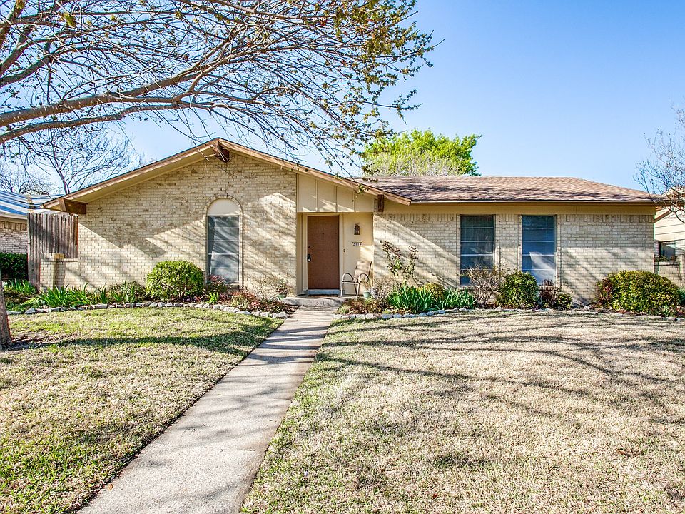 1st image of 2113 Village Green Dr