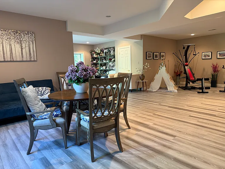 11405 Palatine Dr — Photo 6