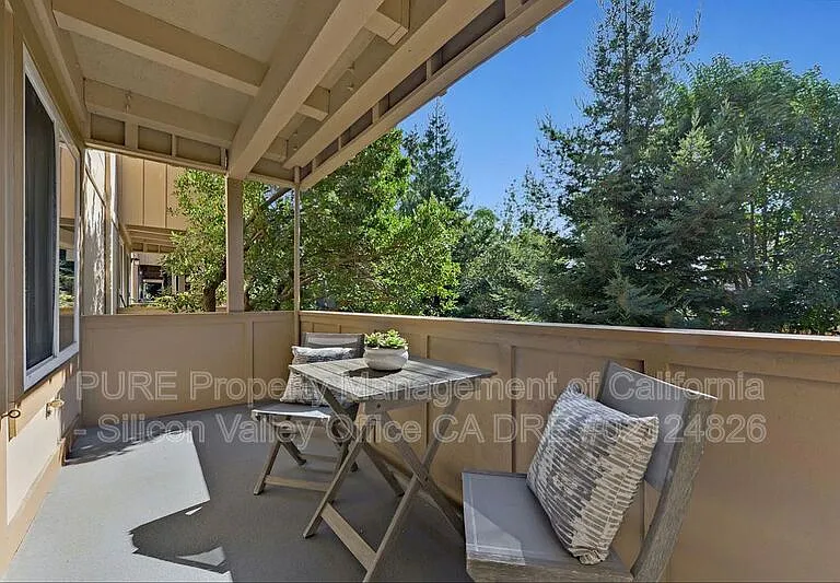 2450 W Bayshore Rd #3 — Photo 12