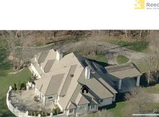 11045 State Line Rd, Kansas City, MO 64114