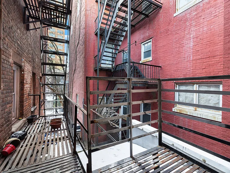 43 Fulton St #2A — Photo 15