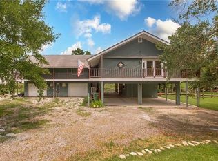 20372 Fairway Dr, Springfield, LA 70462