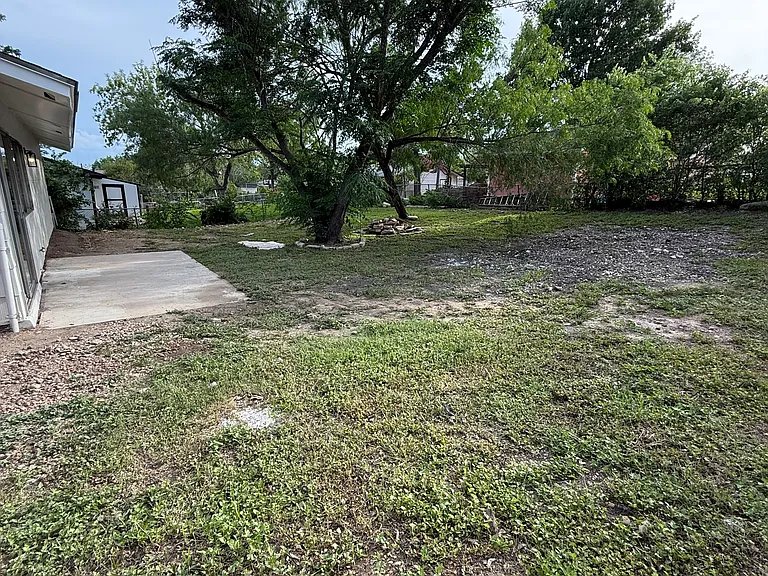 8535 Standing Rock St — Photo 21