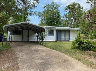 64 Francis Ave, Leesville, LA 71446
