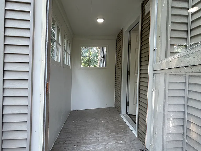1323 Leonard St NE — Photo 29
