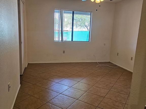 5th image of 4103B Calle Barona APT B